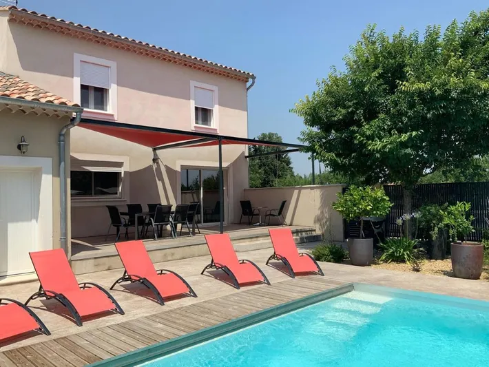 Casa de vacaciones para 8 personas, con jardín además de piscina y vistas, Familias con niños - 1