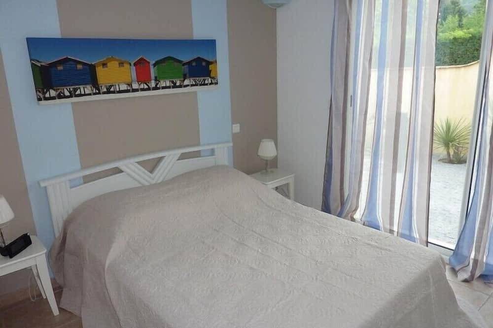 Encantadora villa en una zona tranquila, con piscina climatizada 6/8 personas Golfe St Tropez in Plan-de-la-Tour, Region de Draguignan