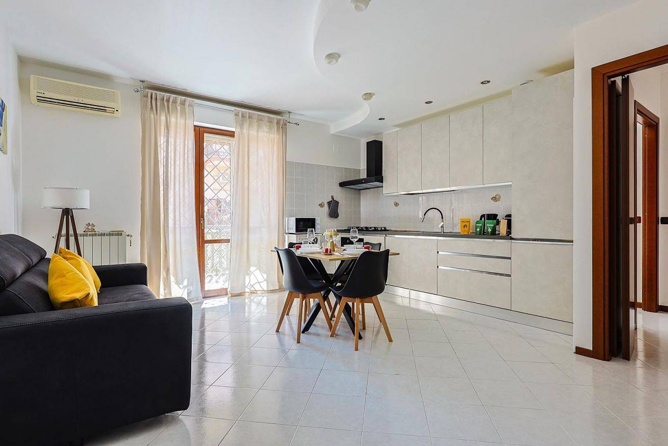 Appartamento intero, Casa Albule by Rentbeat in Tivoli, Provincia di Roma