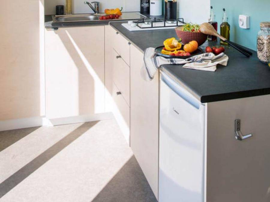 Camping Le Barralet - Mobilhome 2 personnes - Cahita en bordure de rivière in Collias, Région de Nîmes