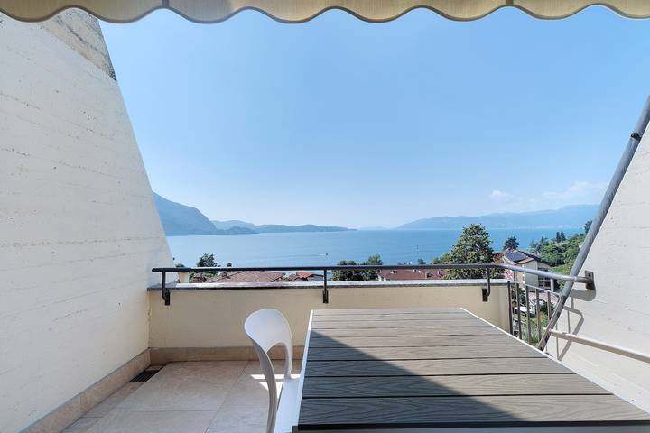 Apartamento inteiro, Apartamento Bellavista – La Selva com Vista para o Lago em Ghiffa in Ghiffa, Lago Maggiore (Piemonte)