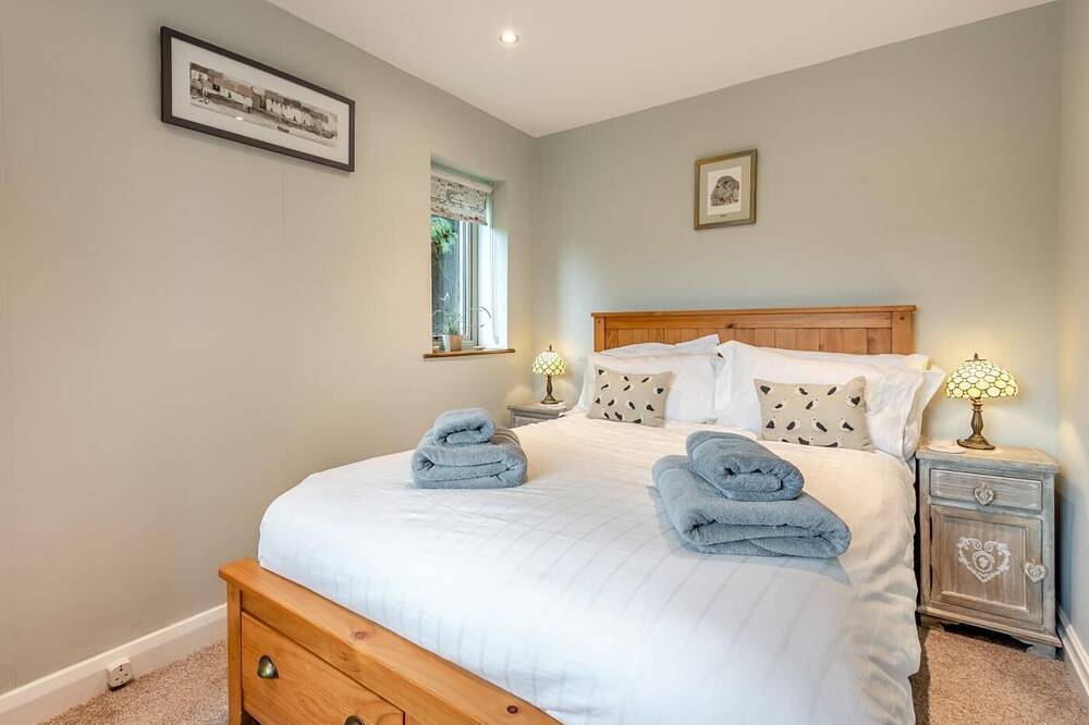 3 Bed in Baslow (oc-h27288) in Baslow and Bubnell, Derbyshire