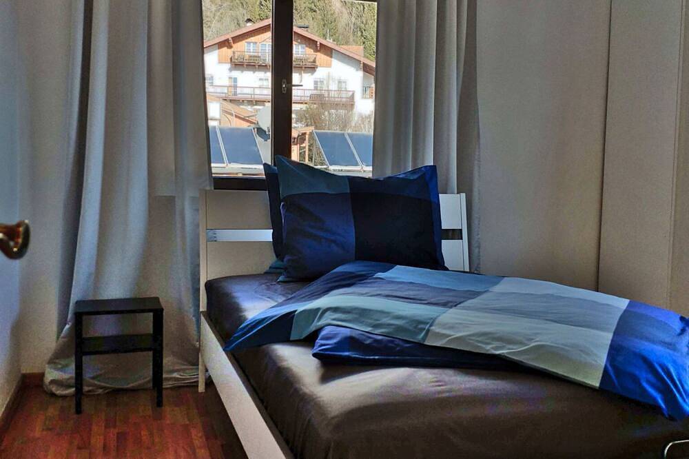 Entire apartment, Alpendohle Apartments \"august Macke\" in Innsbruck, Innsbruck Land