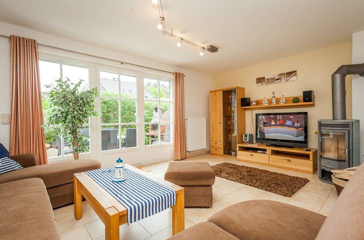 Ferienhaus für 6 Personen, mit Sauna und Garten in Zingst - 2