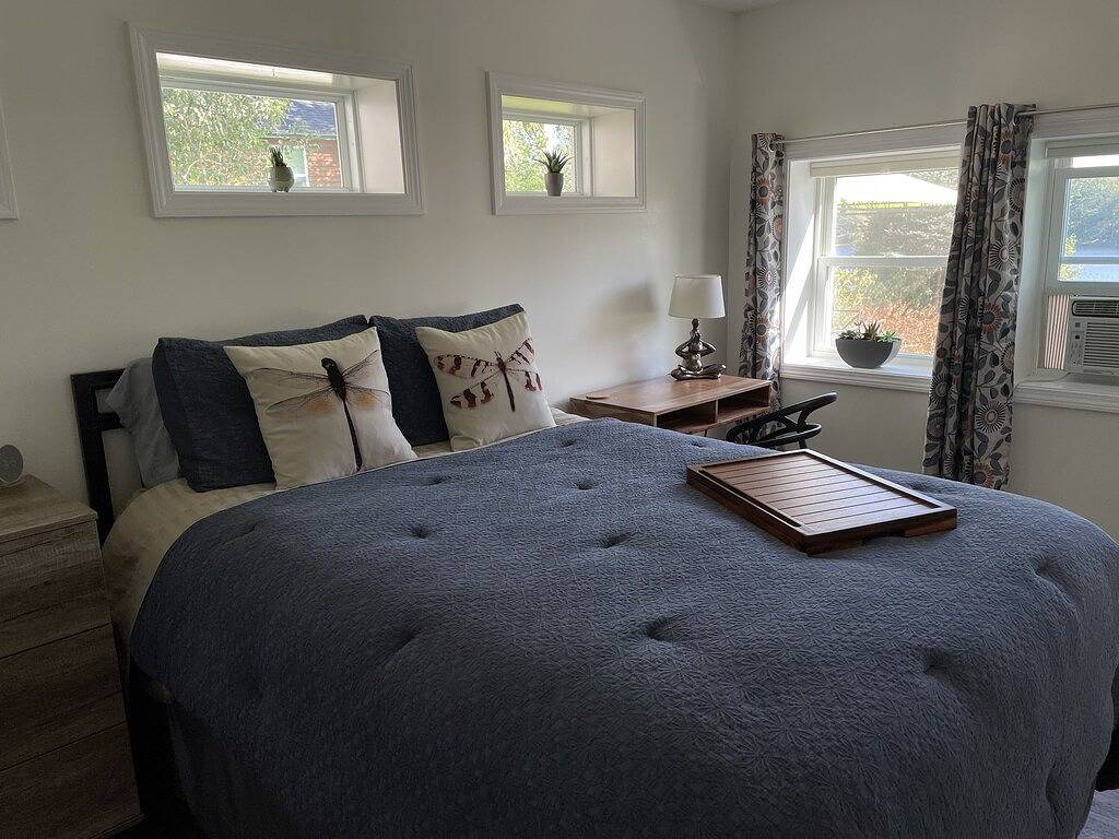 Lakefront Newly Renovated 3 Bedroomwith Easy Access to Acadia, Mdi and Schoodic in Ellsworth, Hancock County