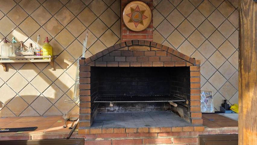 Casa rural para 8 personas, con Balcón y Terraza además de Jardín y Piscina en Caldas de Malavella - 4