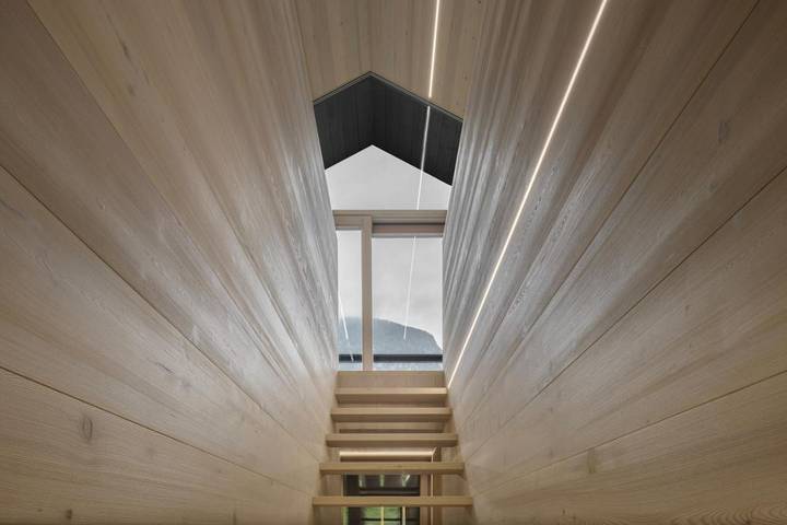 Gîte pour 7 personnes, avec terrasse et vue ainsi que jardin et sauna à Santo Stefano di Cadore - 4