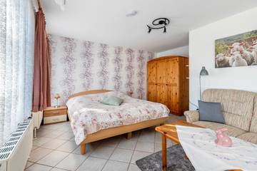 Ferienwohnung für 2 Personen in Tilli (Perlworm), Pellworm, Bild 1