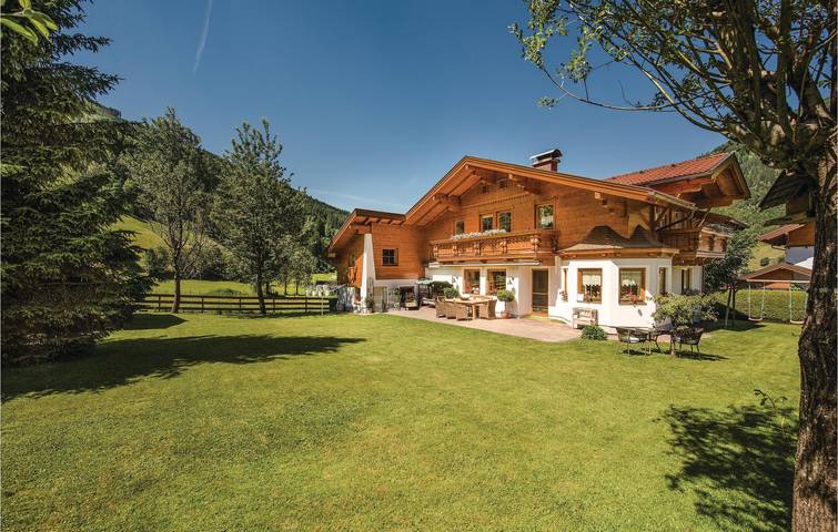Ganze Ferienwohnung, Charmante Ferienwohnung in Dorfgastein: WLAN, Küche und Skizugang in der Nähe in Hohe Tauern, Dorfgastein