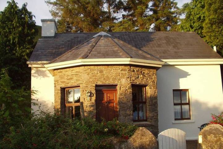 Holiday rental for 3 people, with garden in County Kerry