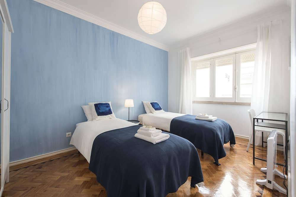 Entire apartment, The ideal place near the Castle * 2Bd Apt Central * in Anjos, Lisbon
