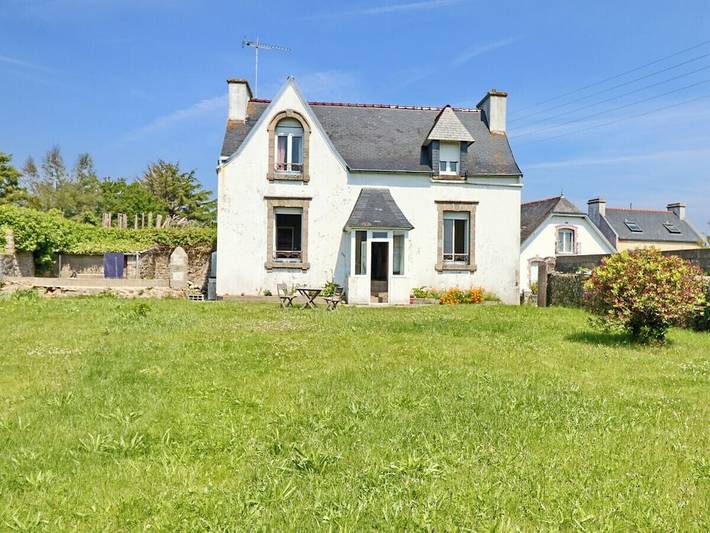 Ferienhaus für 4 Personen, mit Terrasse und Garten in Audierne