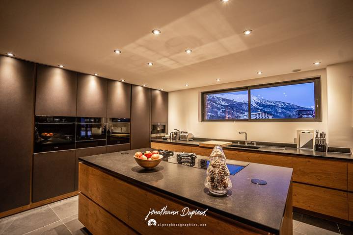 Location de vacances pour 24 personnes, avec terrasse et sauna ainsi que jardin et jacuzzi dans Serre Chevalier - 3