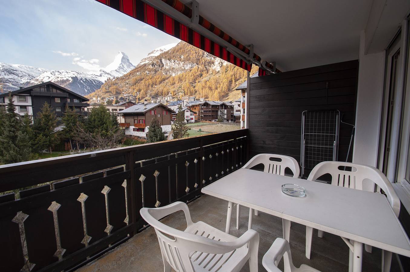 Ganze Wohnung, Ferienwohnung für 4 Personen mit Balkon in Zermatt, Walliser Alpen