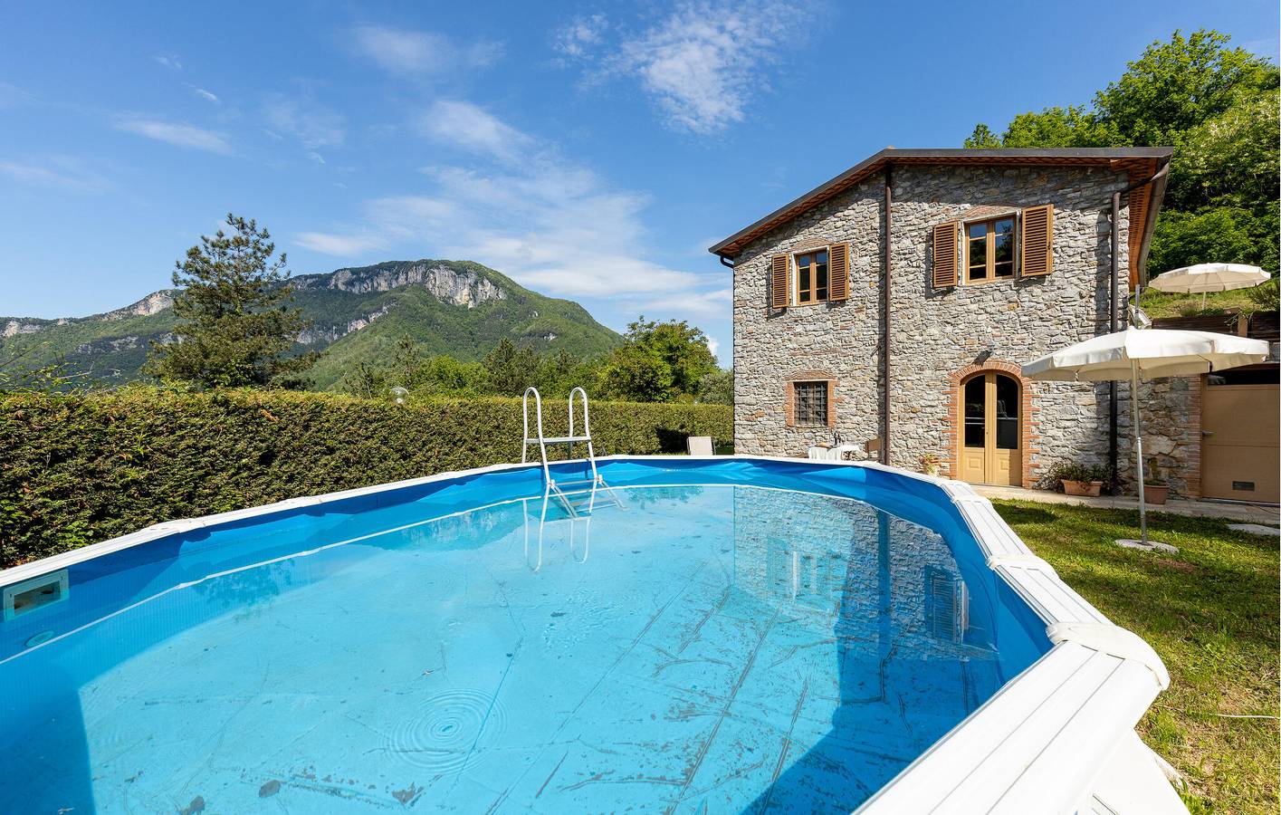 Ganze Ferienwohnung, Poolside Garden Retreat in der Nähe von Restaurants in Borgo a Mozzano, Lucca Provinz