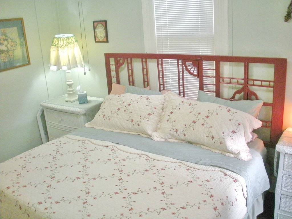 Malerisches und gemütliches viktorianisches Haus in der Nähe von Grün, Schlitterbahn und Innenstadt! in New Braunfels, Comal County