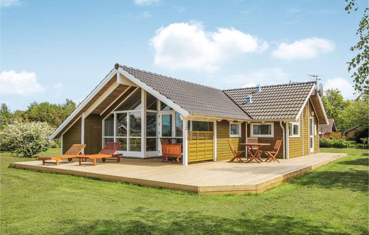 Ferienhaus für 6 Personen, mit Terrasse und Whirlpool sowie Sauna und Garten