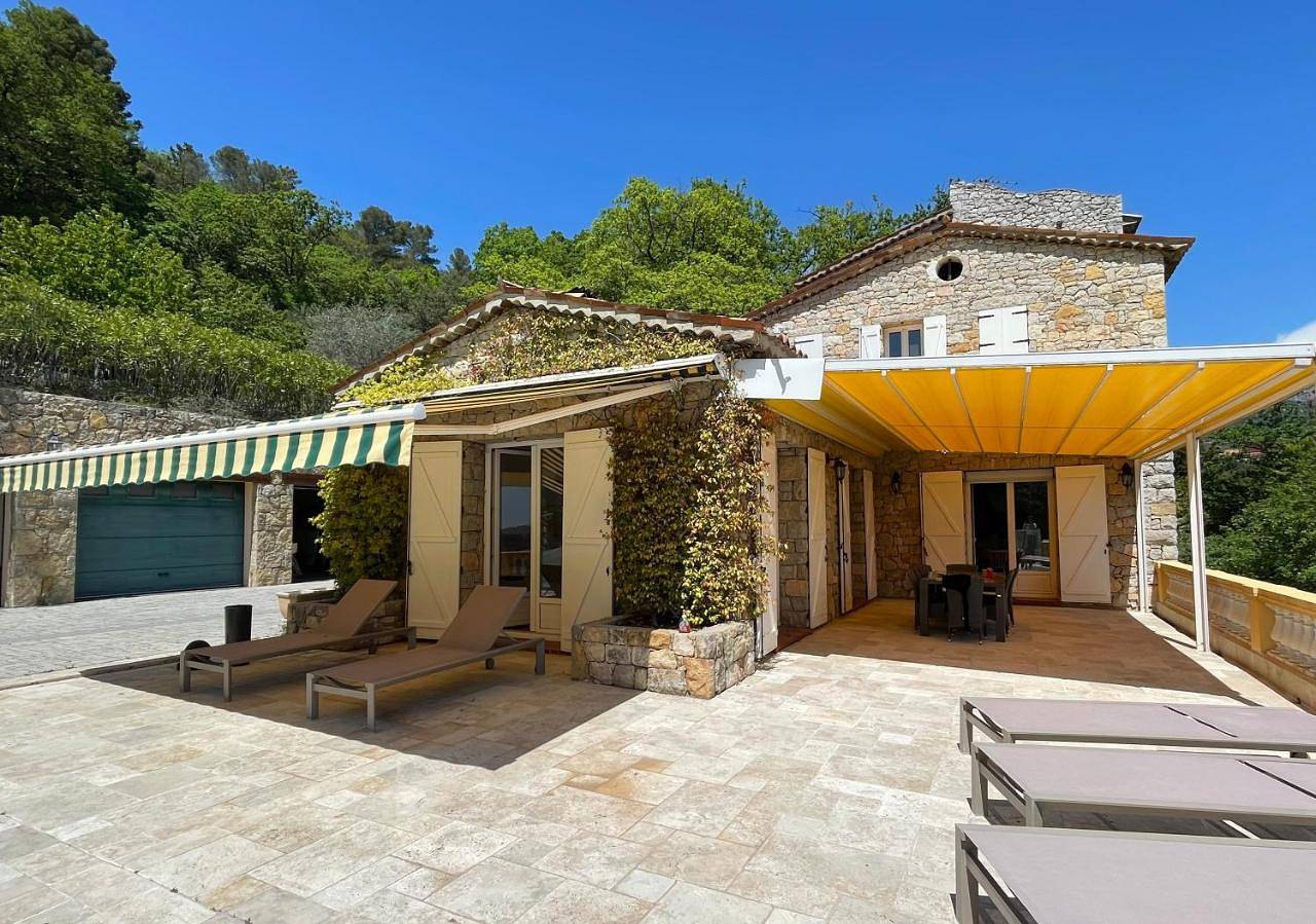 Villa Barelli in Cabris, Mittelmeerküste (Frankreich)