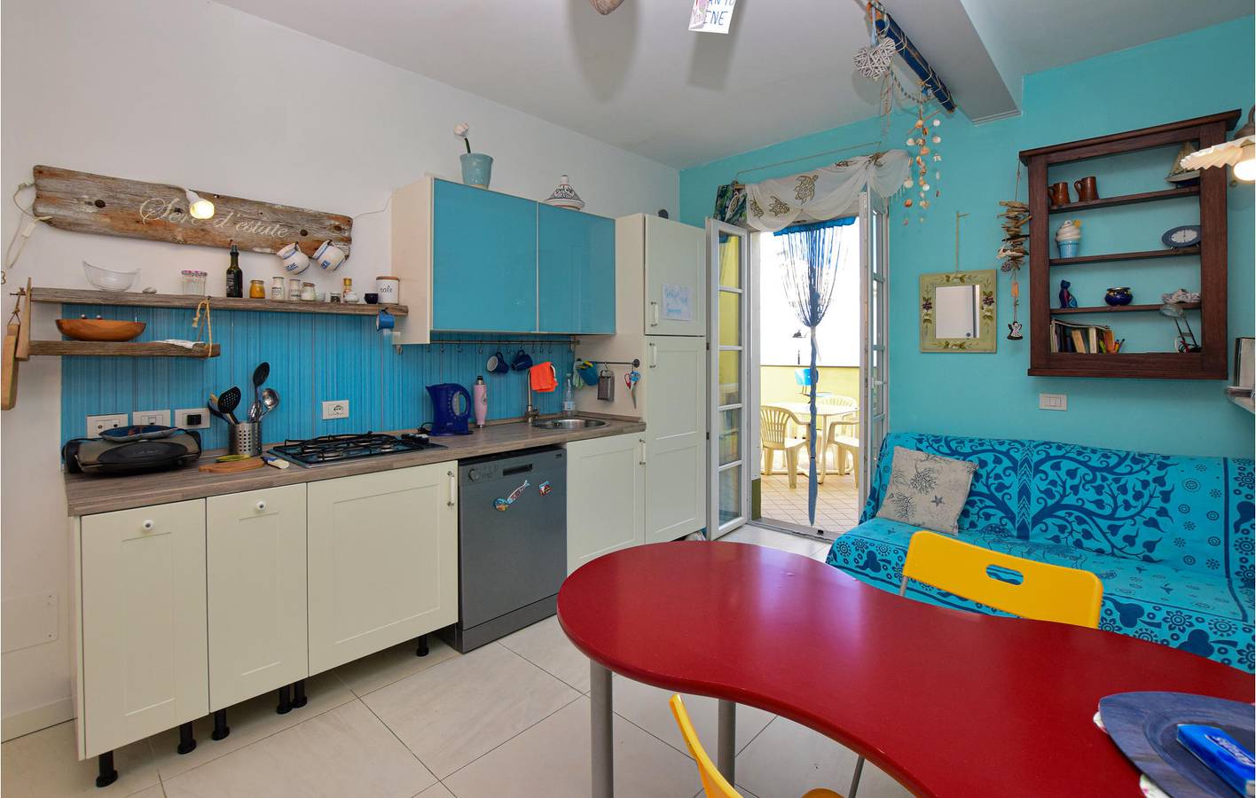 Cozy Apartment with Pool & Terrace | Magliolo 1.5km in Magliolo, Ligurian Alps