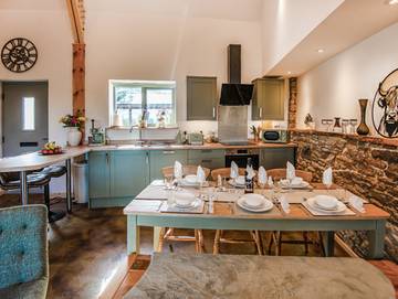 Glamping for 6 People in Herefordshire, Midlands, Photo 4