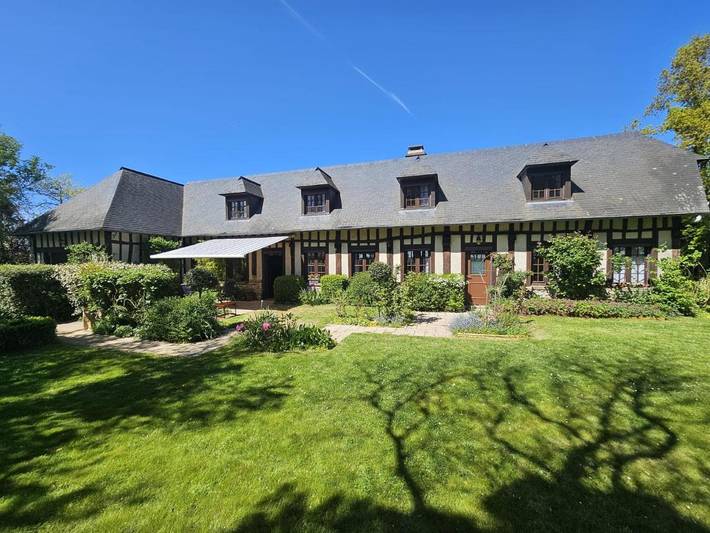 Location de vacances pour 6 personnes, avec Terrasse à Sainte-Hélène-Bondeville
