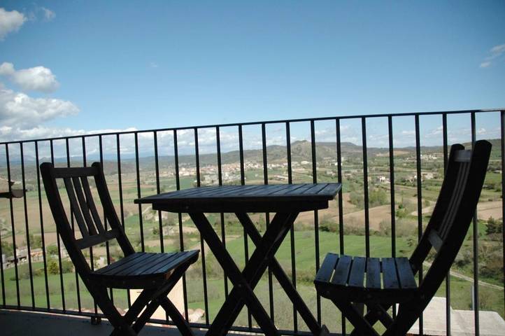 Apartamento para 6 personas, con vistas y balcón en Noguera