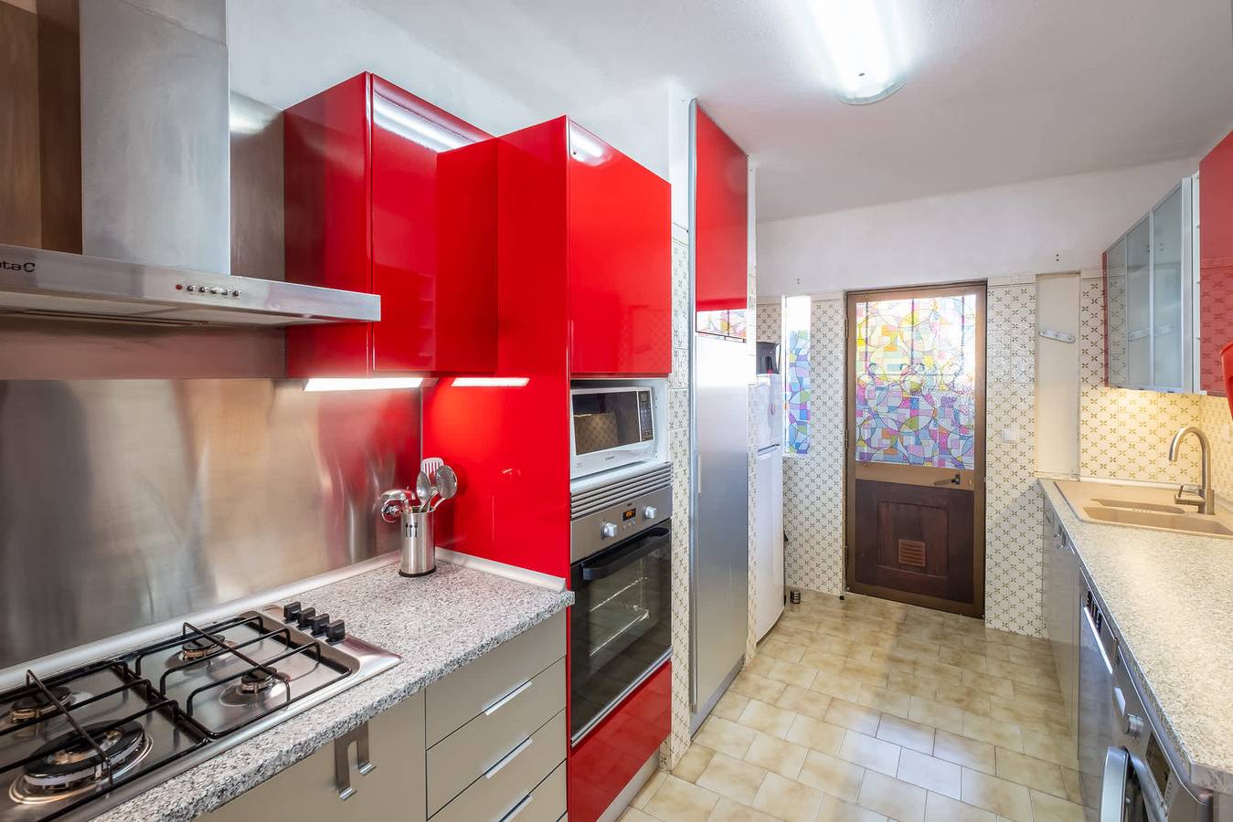 Appartamento intero, Apartment Luna - Resort with a pool area with a lounge bar in Albufeira, Distretto di Faro