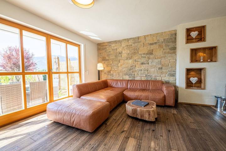 Ferienhaus für 8 Personen, mit Balkon und Terrasse sowie Garten und Ausblick in Garmisch-Partenkirchen