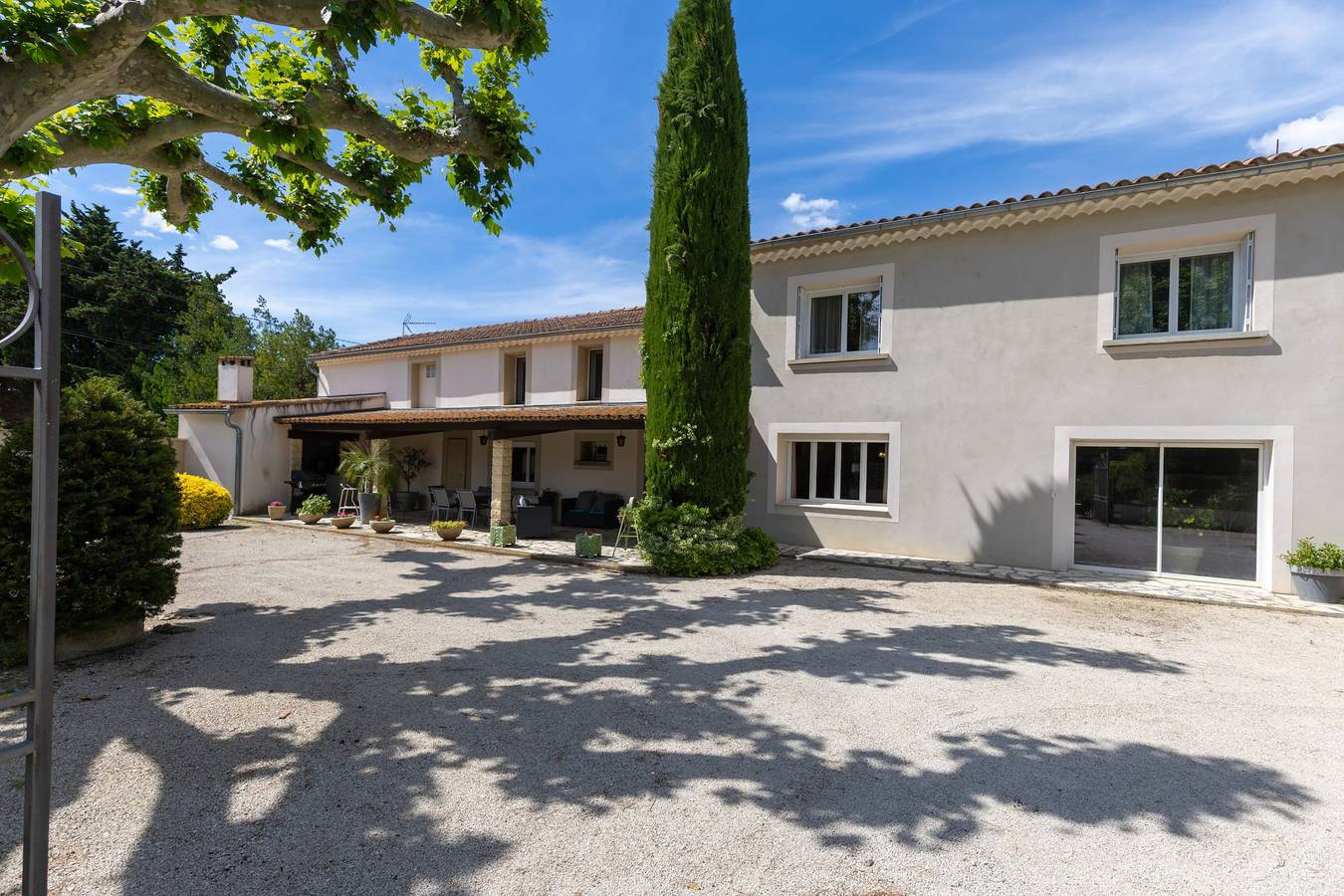 Lou Cigalon • Peaceful villa with pool in L'Isle-sur-la-Sorgue, Vaucluse