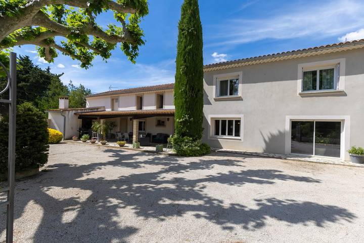 Ferienhaus für 6 Personen mit Pool in L'Isle-sur-la-Sorgue, Vaucluse