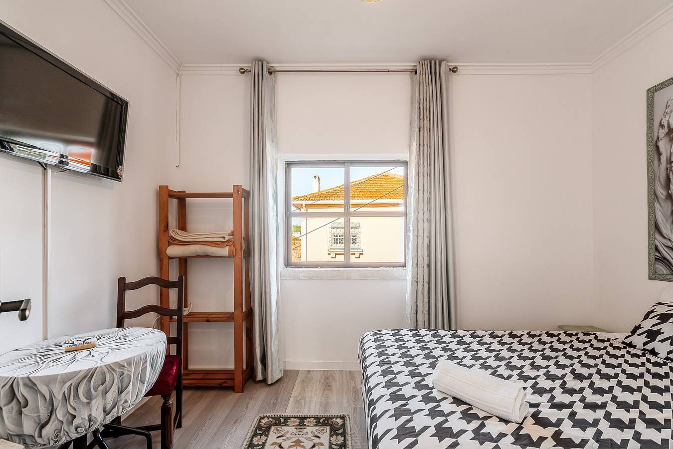 Quarto 'Suite 301' com Wi-Fi e Ar Condicionado in Lisboa, Costa de Lisboa