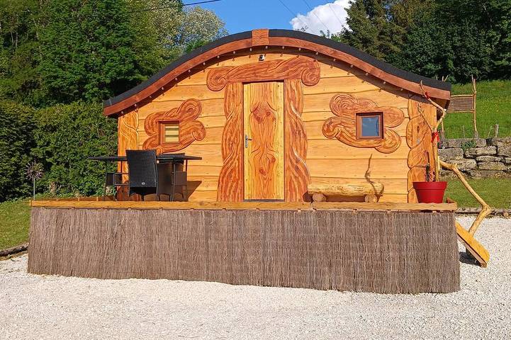 Gîte pour 2 personnes, avec jardin dans Amoncourt