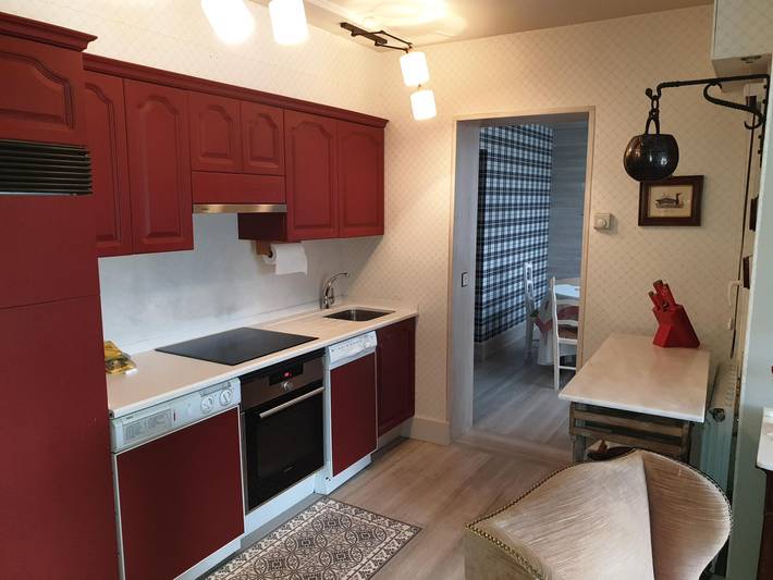 Gîte pour 4 personnes, avec balcon et piscine à Jaca - 2