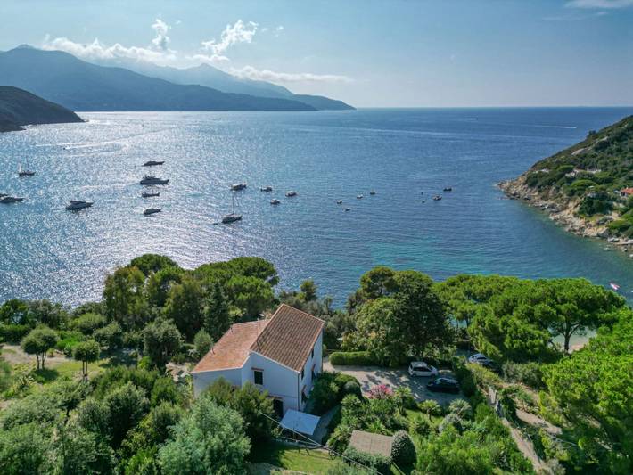 Ganze Ferienwohnung, Ferienwohnung für 4 Personen mit Terrasse in Scaglieri, Portoferraio