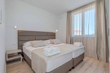 Smještaj Za Odmor za 10 Osobe u Trogir, Splitsko-dalmatinska županija, Fotografija 3