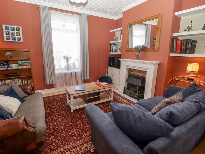 Holiday rental for 8 people in Cardiff Bay