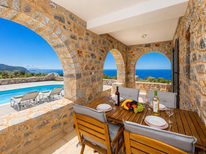 Chalet para 4 personas con terraza in Mani Peninsula