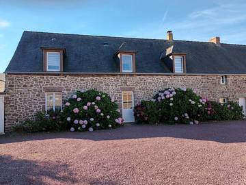 Gîte pour 8 personnes, avec jardin et terrasse dans Phare de la Hague