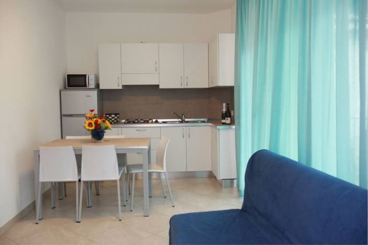 Ferienwohnung für 4 Personen, mit Balkon in Rosolina Mare - 2