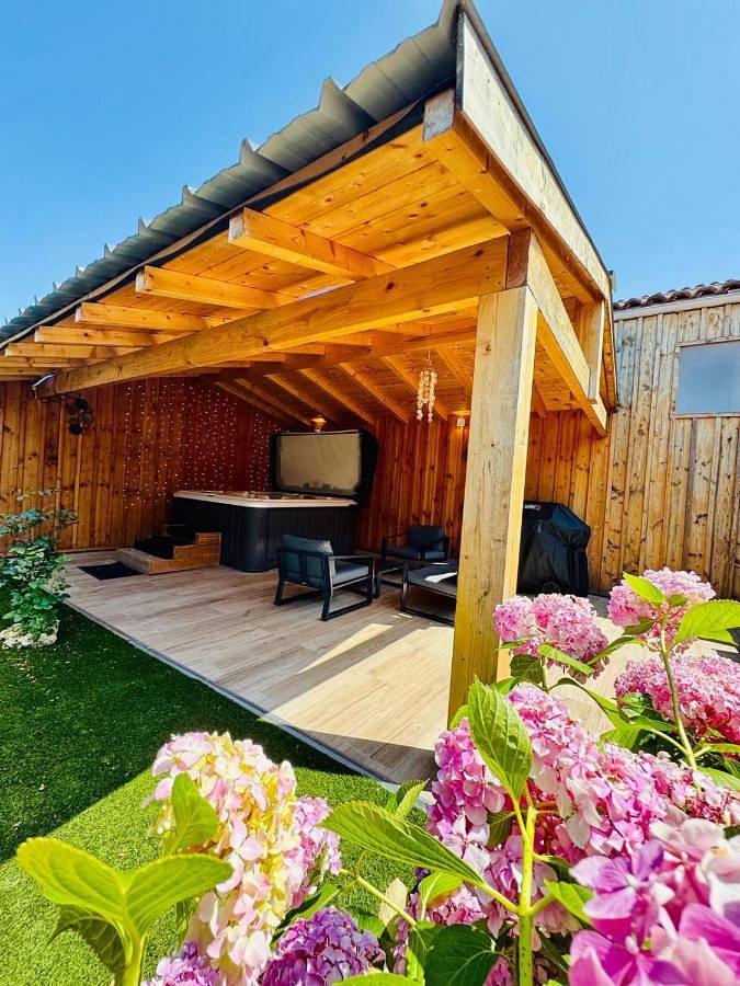 Chalet para 4 personas, con jacuzzi y jardín - 1