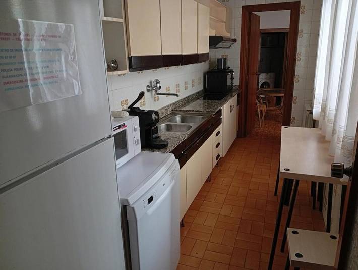 Gîte pour 6 personnes, avec balcon à Caspe - 4