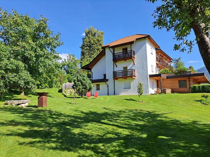 Location de vacances pour 5 personnes, avec vue et jardin à Brunico - 3