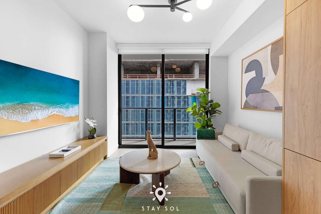 Apartamento entero, Urban Retreat -Private Balcony - Modern Miami in Miami, Florida