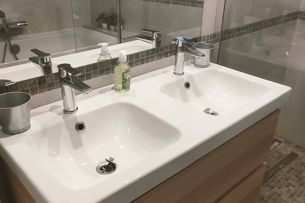 Apartamento entero, Rental Large T3 with terrace in Port Marianne  in Port Marianne, Montpellier