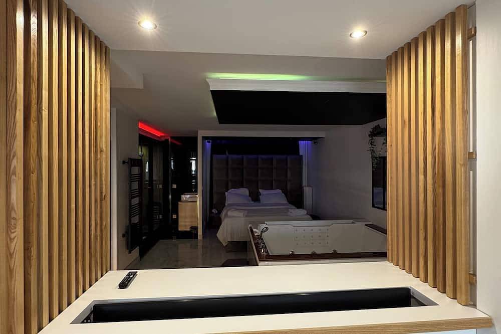 Ganze Wohnung, Prestige Suite with private Jacuzzi & Sauna in Saint-Martin-du-Littoral, Le Havre und Umgebung