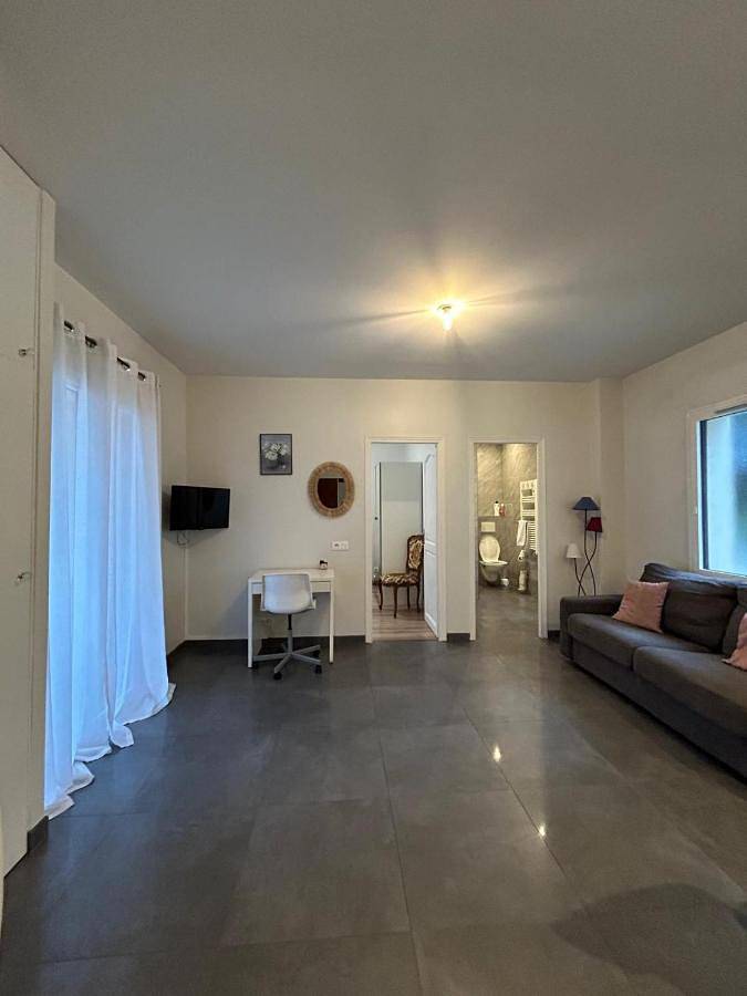 Gîte pour 4 personnes, avec balcon et vue à Villemomble - 4