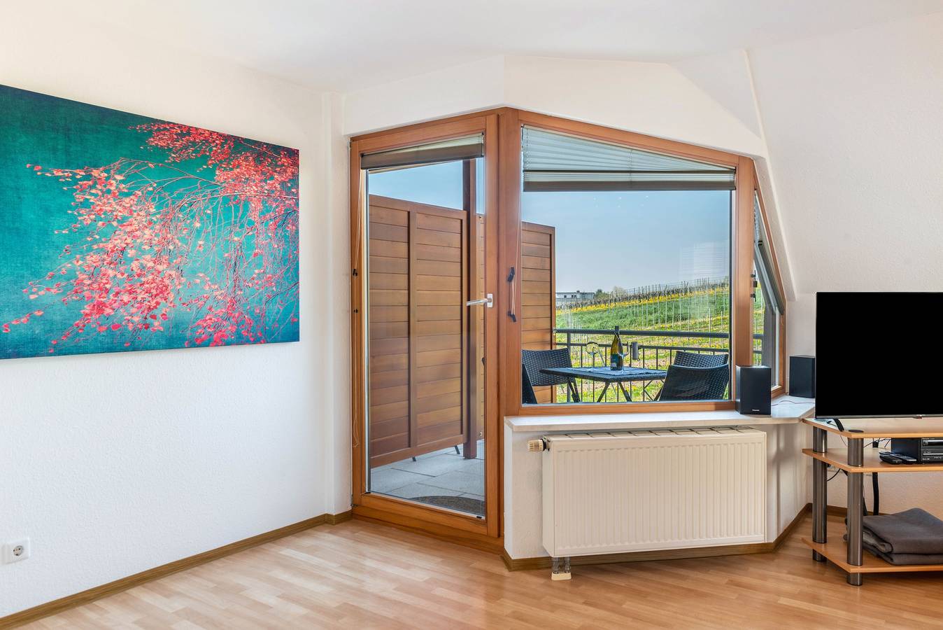 Ganze Wohnung, Ferienwohnung 2" mit Gemeinschaftsgarten, Balkon und Wlan in Hagnau am Bodensee, Region Bodensee-Oberschwaben