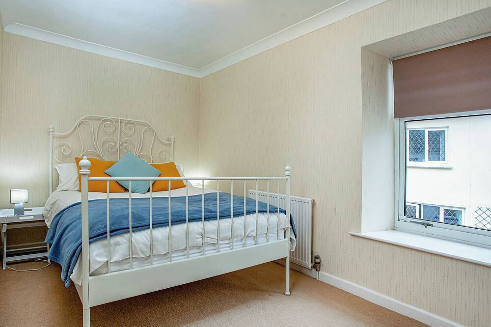 5 bedroom accommodation in Stoke Gabriel, near Totnes in Stoke Gabriel, Devon