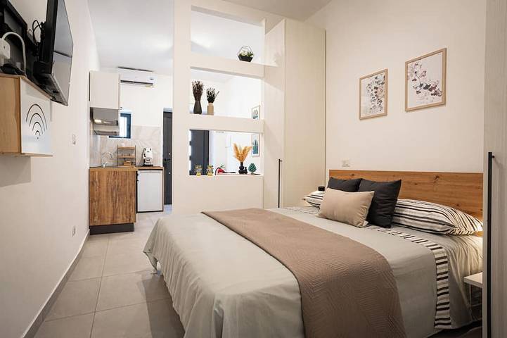 Piccolina - Studio Apartment in the Center of Milazzo - in Milazzo, Provincia de Messina