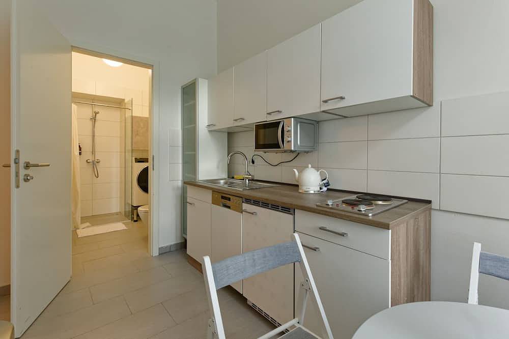 Ganze Wohnung, Apartment 1 near Warschauer Platz and Spree river in Friedrichshain - Kreuzberg, Berlin